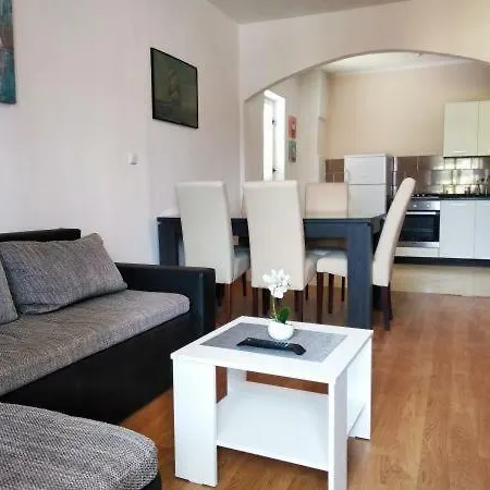 Helena Apartament Kukljica